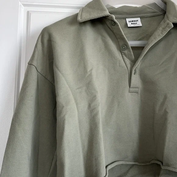 Aritzia - Sunday Best - cropped fleece polo sweater - green - Picture 2 of 8